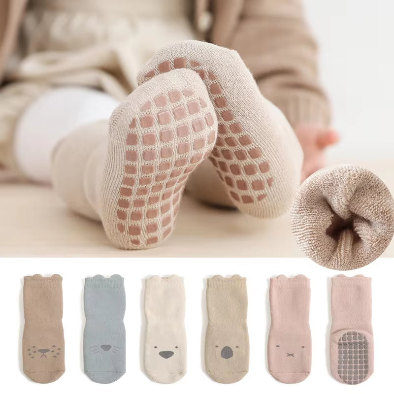 3 Pairs Winter Warm Newborn Baby Girls and Boys Anti-Slip Socks Toddler Cute Cartoon Floor Wearing Accessories